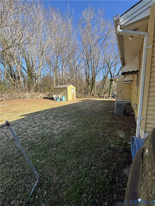 610 Quail St, Smithfield, VA, 23430-1019 | Card Image