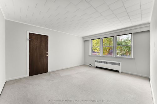 9-4 Robinson St, Hamilton, ON, L8P1Y5 | Card Image