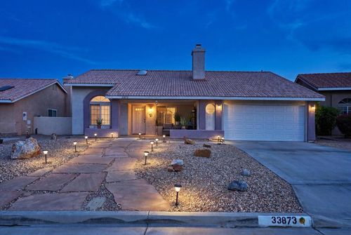33873 Drifting Sands Cir, Thousand Palms, CA, 92276-4413 | Card Image