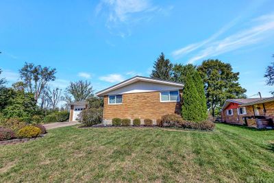 1009 Cottage Court Drive, House other with 4 bedrooms, 2 bathrooms and null parking in Fairborn OH | Image 2