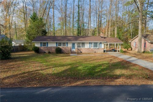 214 Linden Avenue, Urbanna, VA, 23175 | Card Image