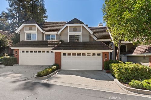 20950 Oxnard, Woodland Hills, CA, 91367 | Card Image