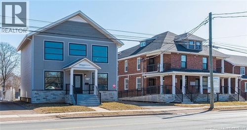 197 Av Université, Moncton, NB, E1C5K4 | Card Image