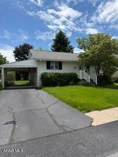402 Garber St, Hollidaysburg, PA, 16648-1538 | Card Image