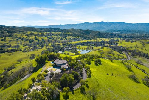 1750 Rambling Oaks Rd, Santa Ynez, CA, 93460-9180 | Card Image