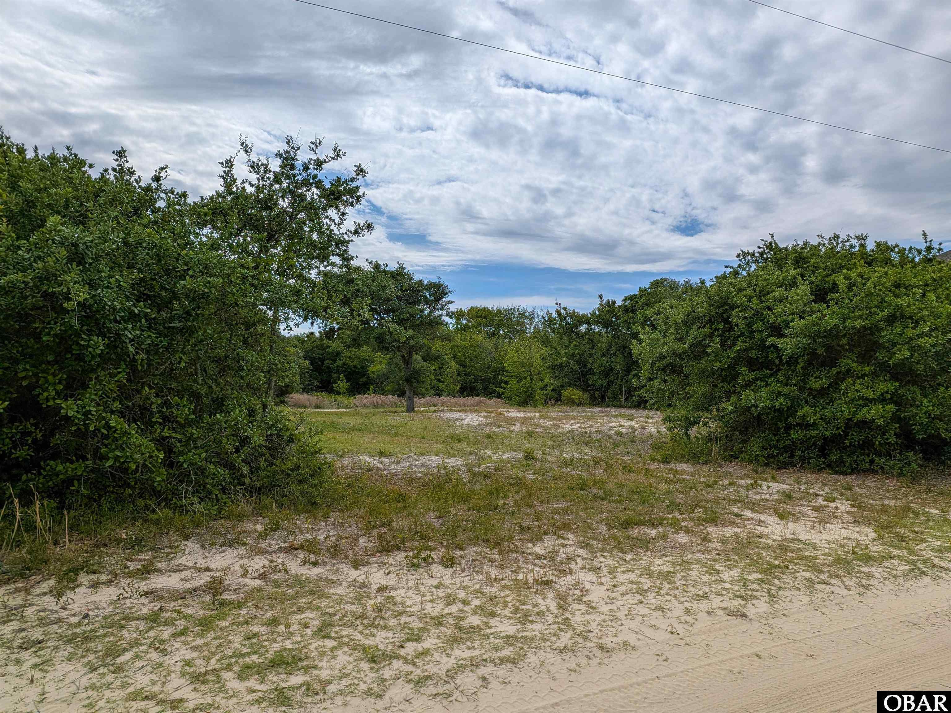 Land in Corolla 3