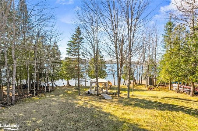 1083 Steeplechase Dr, House other with 3 bedrooms, 2 bathrooms and 10 parking in Algonquin Highlands ON | Image 36