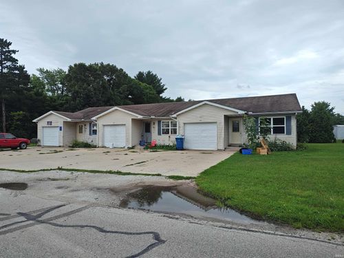 1202 W Culver Rd, Knox, IN, 46534-8525 | Card Image