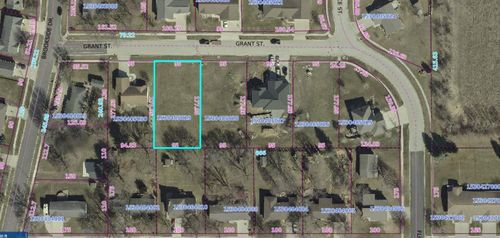 1206 Grant St, Parkersburg, IA, 50665-2083 | Card Image
