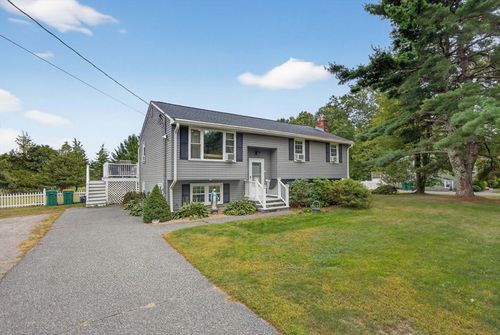 442 Ware St, Mansfield, MA, 02048-2924 | Card Image