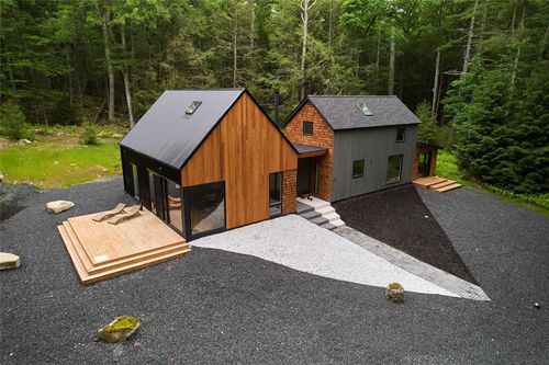 64 Hoyt Rd, Glen Spey, NY, 12737-6102 | Card Image