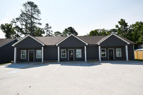 916 Airport Rd, CHATTANOOGA, TN, 37421-3530 | Card Image