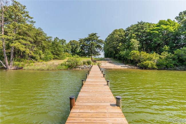 251 Apache Dr, House other with 3 bedrooms, 2 bathrooms and null parking in Deltaville VA | Image 35