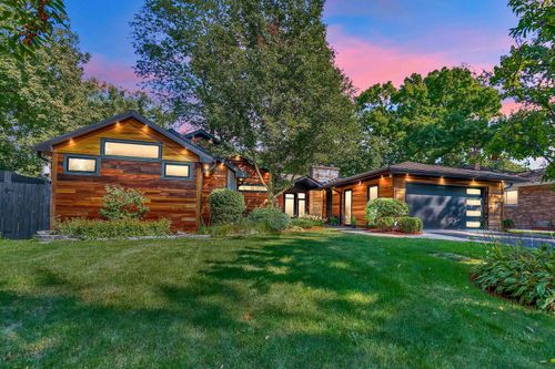 623 Echo Ln, Glenview, IL, 60025-3433 | Card Image