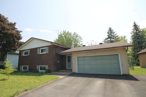 445 Victoria St, North Dundas, ON, K0C2K0 | Card Image