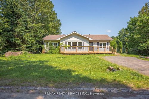 28 Shay Rd, Huntsville, ON, P1H1L2 | Card Image