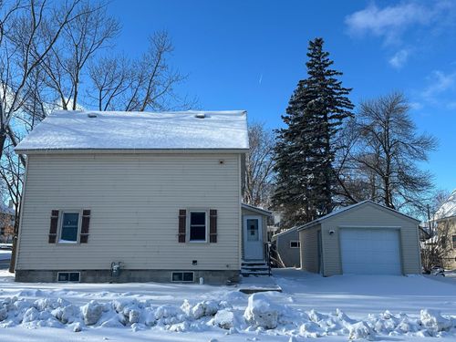 700 Sinclair Lewis Ave, Sauk Centre, MN, 56378-1227 | Card Image