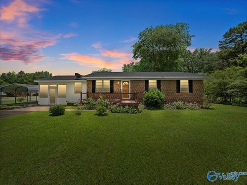 104 Jackson Rd, New Hope, AL, 35760-9314 | Card Image