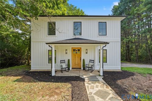 5913 Old Buckingham Rd, Powhatan, VA, 23139-6630 | Card Image