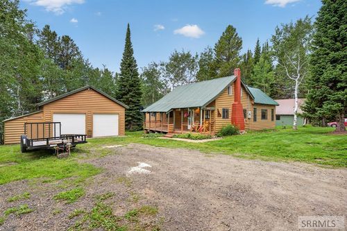 4072 Aspen Ridge Dr, Island Park, ID, 83429-5010 | Card Image