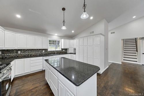 65 Old Cahoonzie Rd, Sparrowbush, NY, 12780-5507 | Card Image