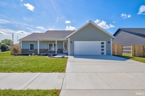 2102 Aruba Dr, Bedford, IN, 47421-5350 | Card Image