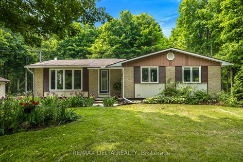 1520 Ridge Rd, Vankleek Hill, ON, K0B1R0 | Card Image