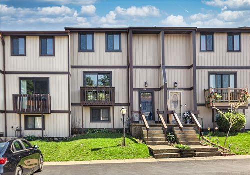 104 Bellwood Ct, Cranberry Twp, PA, 16066 | Card Image