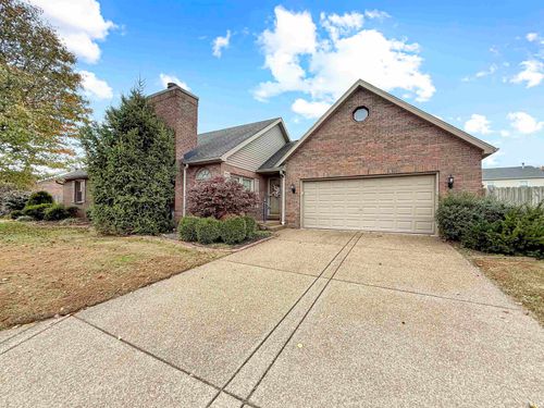 213 Thompson Ave, Evansville, IN, 47715-7447 | Card Image