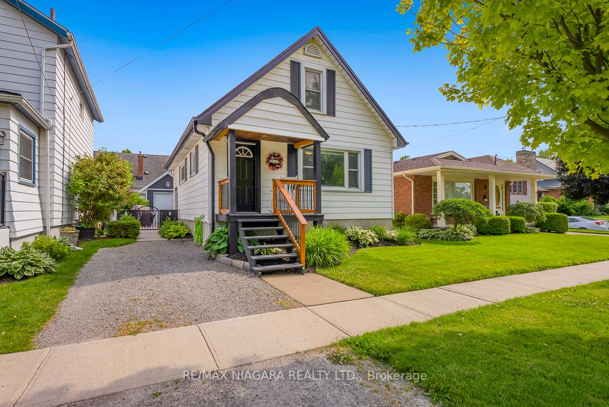 37 1/2 Clairmont St, Sold in Thorold Zoocasa