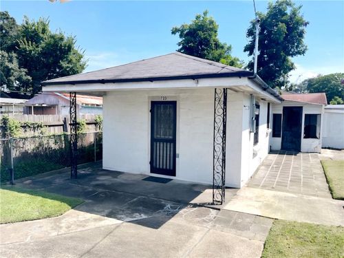 723 3rd Ave, Harvey, LA, 70058-2601 | Card Image