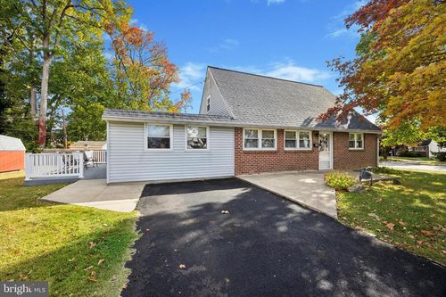 2815 Quaint St, SECANE, PA, 19018-3426 | Card Image