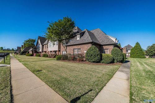 112 Chimes Way Sw, Huntsville, AL, 35824-2443 | Card Image