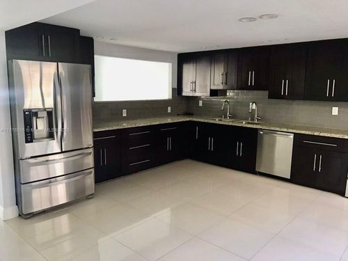 206-7-20381 Ne 30th Ave, Aventura, FL, 33180 | Card Image