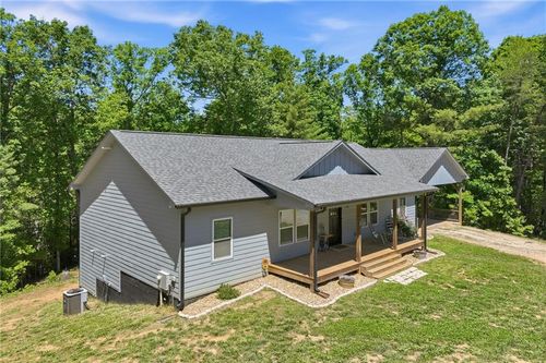 603 Gold Flume Way, Cleveland, GA, 30528-7332 | Card Image