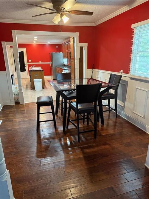 586 Commercial Ave Nw, Atlanta, GA, 30318-6120 | Card Image