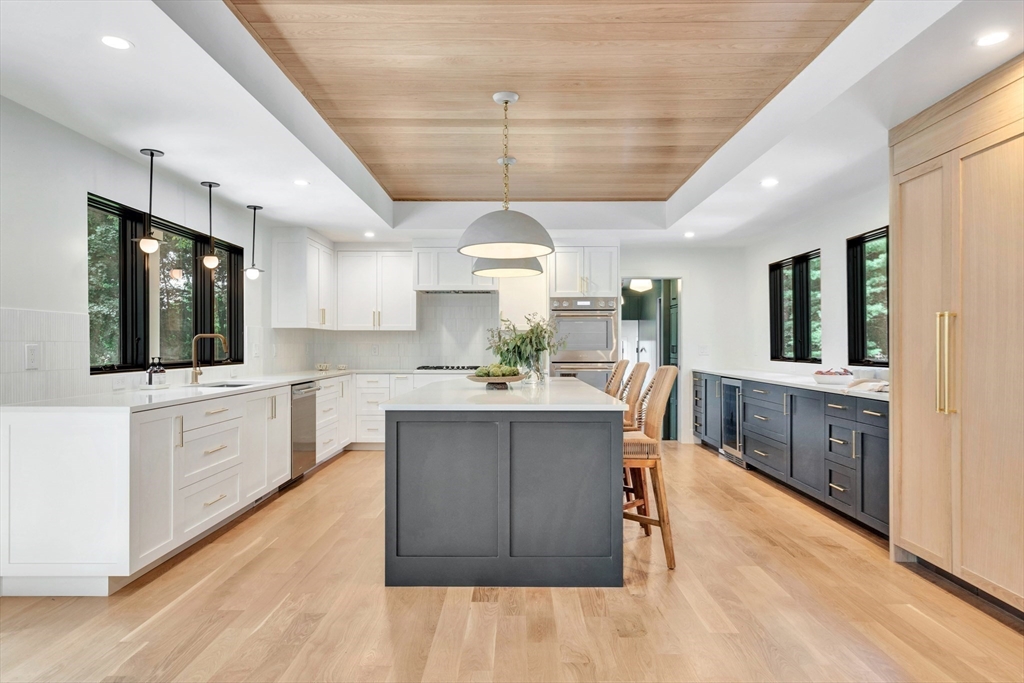 Ledgewood Rd, Winchester, MA 01890