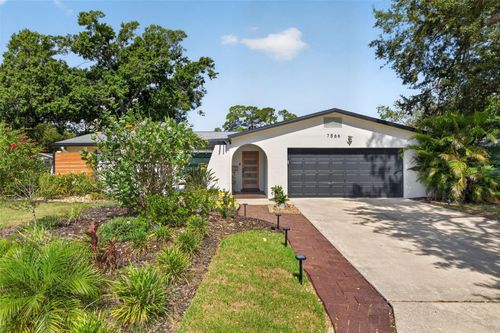 7566 20th St N, ST PETERSBURG, FL, 33702-4812 | Card Image