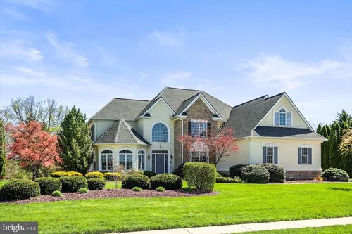 1332 Stonehenge Dr, YORK, PA, 17404-9033 | Card Image