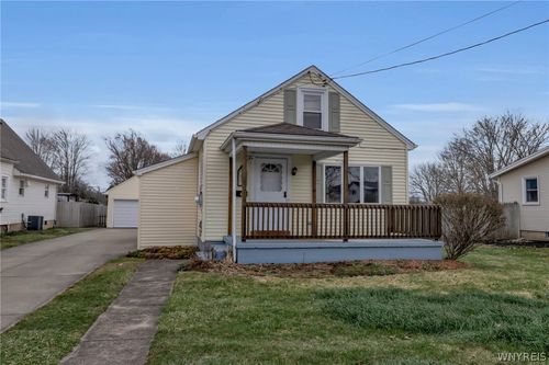 1 Akron St, Lockport, NY, 14094-5101 | Card Image