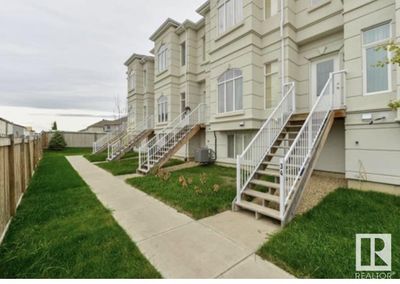 34 - 723 172 St Sw, Townhouse with 4 bedrooms, 4 bathrooms and null parking in Edmonton AB | Image 1