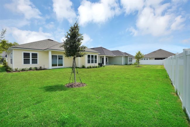 323 Sawgrass Dr, Home with 4 bedrooms, 3 bathrooms and null parking in YULEE FL | Image 33