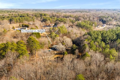 711 Pinecrest Ct, Walhalla, SC, 29691-3419 | Card Image