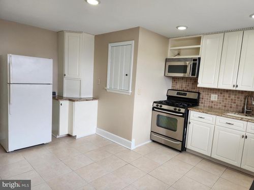 apt-2-3818 Ridge Pike, COLLEGEVILLE, PA, 19426-4017 | Card Image