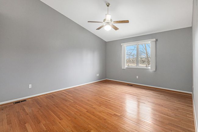 2250 Willow Tree Dr, Condo with 2 bedrooms, 3 bathrooms and null parking in Brighton MI | Image 9