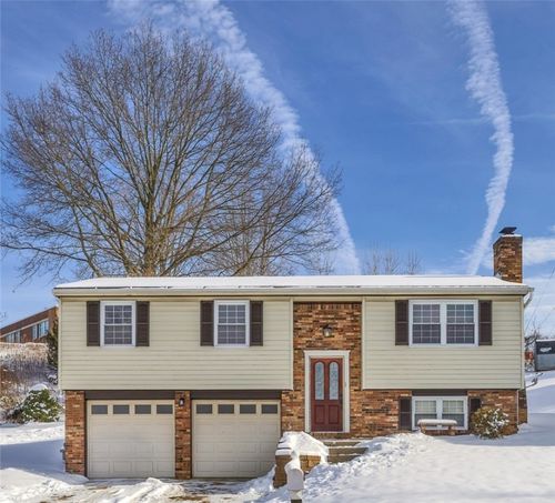 739 Bar Harbor Dr, Pittsburgh, PA, 15239-2649 | Card Image