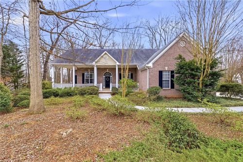 196 Melvin Dr, Jefferson, GA, 30549-6719 | Card Image