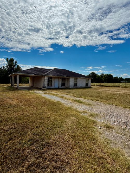 145 Lakeview St, Avery, TX, 75554-9569 | Card Image