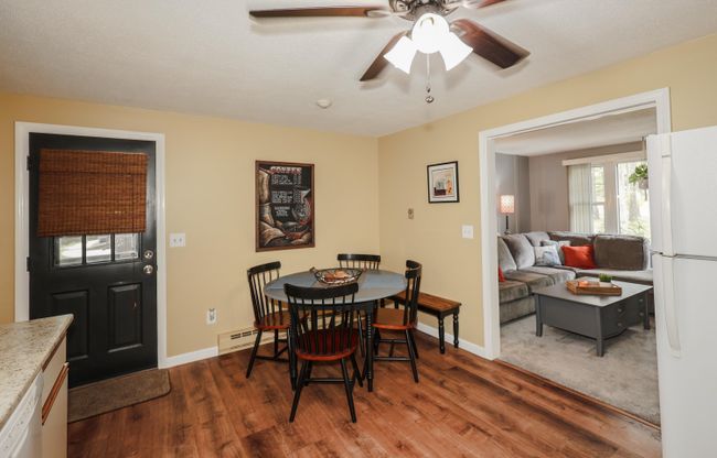 7 Midridge Cir, Condo with 2 bedrooms, 2 bathrooms and null parking in Londonderry NH | Image 12