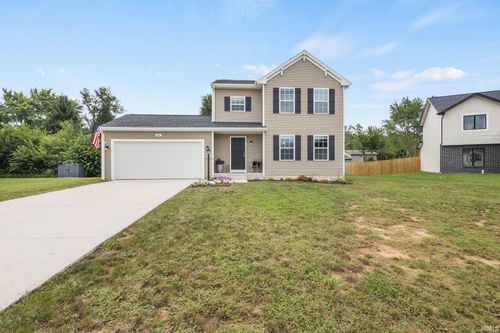 104 Red Tail Ct, Walkerton, IN, 46574-1524 | Card Image